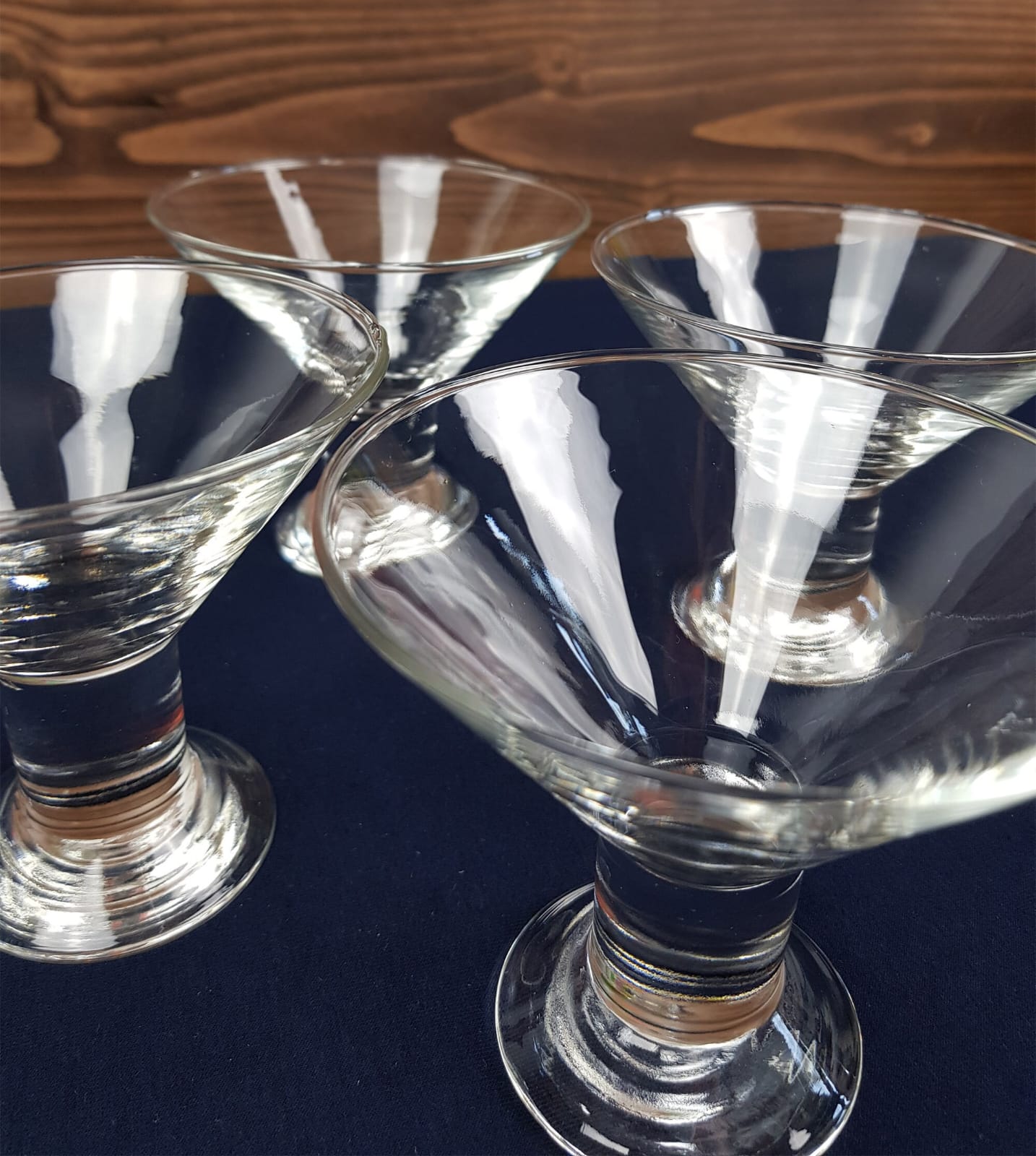 Copas de helado con cuchara tipo copa martini