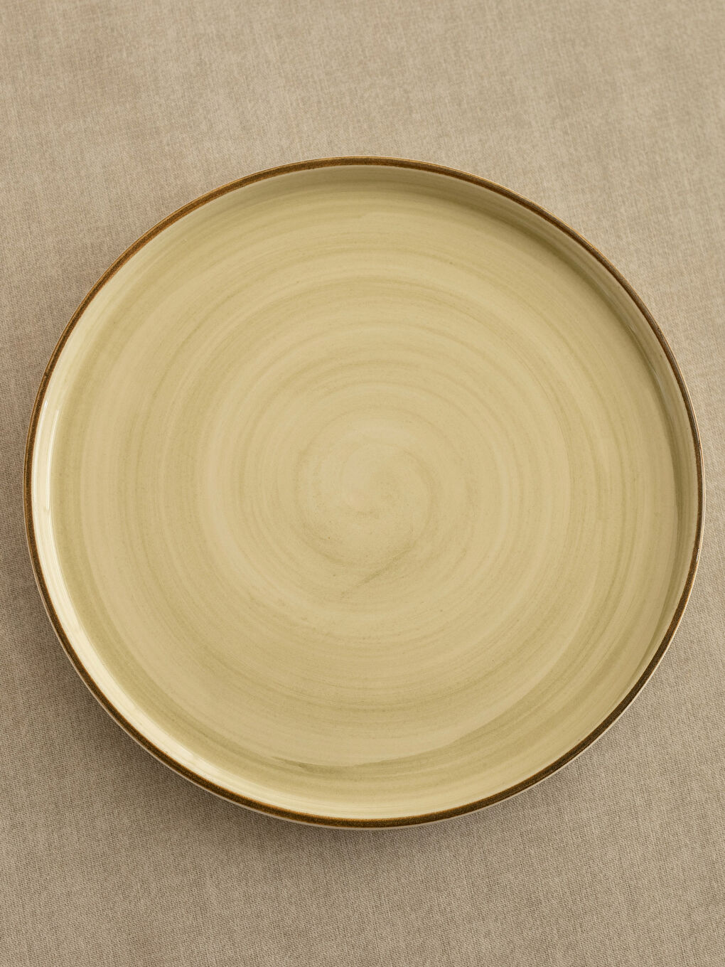 Plato pando 28,4cm Artisan amarillo